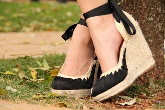 A 10 sapatos que toda mulher deve ter