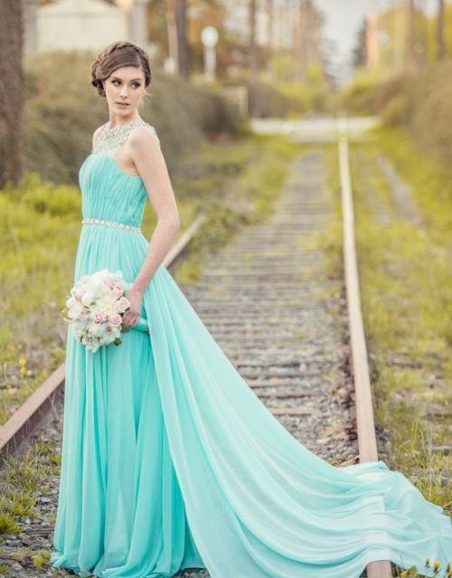 Noiva  noivo: detalhes em azul Tiffany