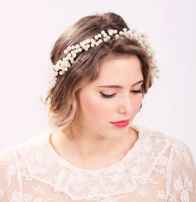 penteado de noiva com headband 5 Penteados para noivas: escolha o que melhor combina com você