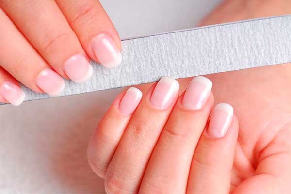 unhas quadradas redondas Unhas quadradas ou redondas: qual o melhor formato? 