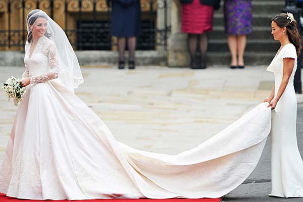 vestido kate cauda O vestido de noiva de Kate Middleton