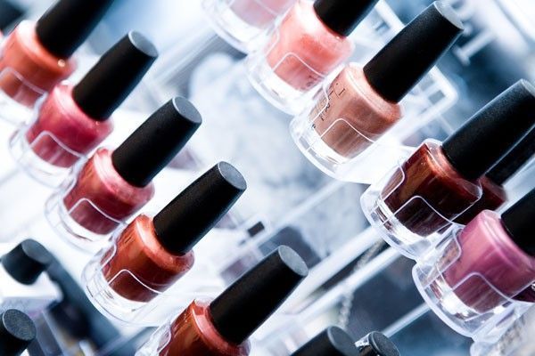 como organizar esmaltes Como organizar os esmaltes