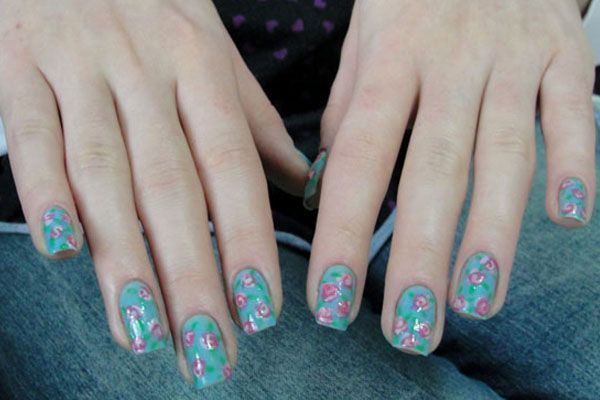 unhas decoradas floral21 Unhas decoradas com estampa floral