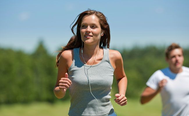 correr-ou-caminhar correr ou caminhar O que é melhor: correr ou caminhar?