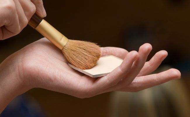 sinal de perigo cosmeticos vencidos Sinal de perigo: cosméticos vencidos