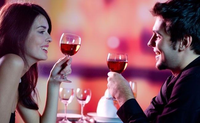 beber-com-o-parceiro-pode-melhorar-seu-relacionamento