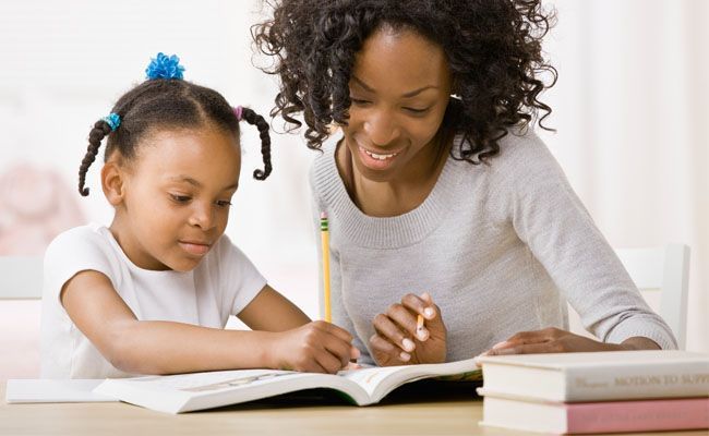 como-ajudar-seu-filho-a-se-organizar-com-os-estudos