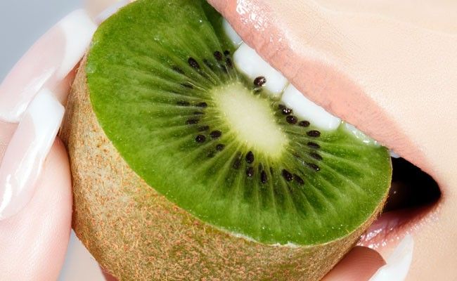 pesquisa-diz-que-o-kiwi-pode-ser-grande-aliado-no-bronzeamento