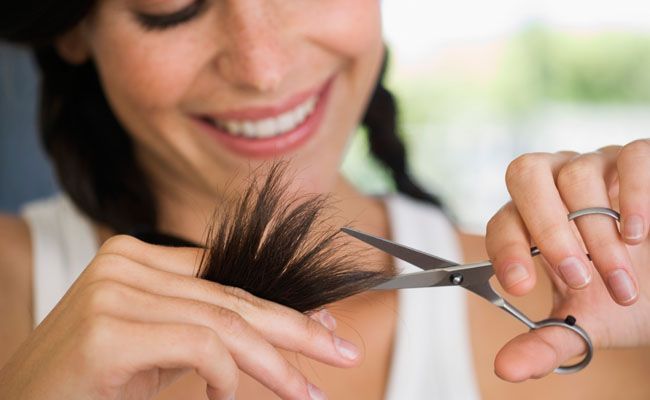 6 dicas importantes para quem quer cortar os cabelos em casa 6 dicas importantes para quem quer cortar os cabelos em casa