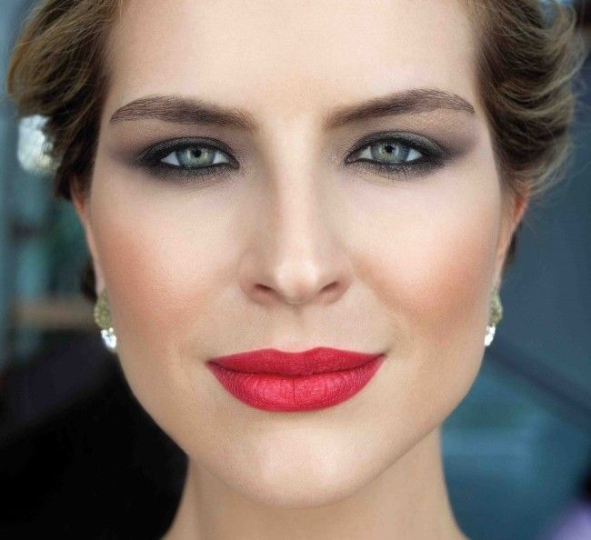 maquiagem-batom-vermelho-sadi-consati maquiagem batom vermelho sadi consati Como usar batom vermelho: o poder da maquiagem com lábios vermelhos