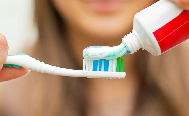 12 usos diferentes para o creme dental 12 usos diferentes para o creme dental