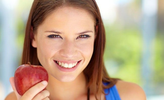 alimentos-para-um-sorriso-mais-bonito