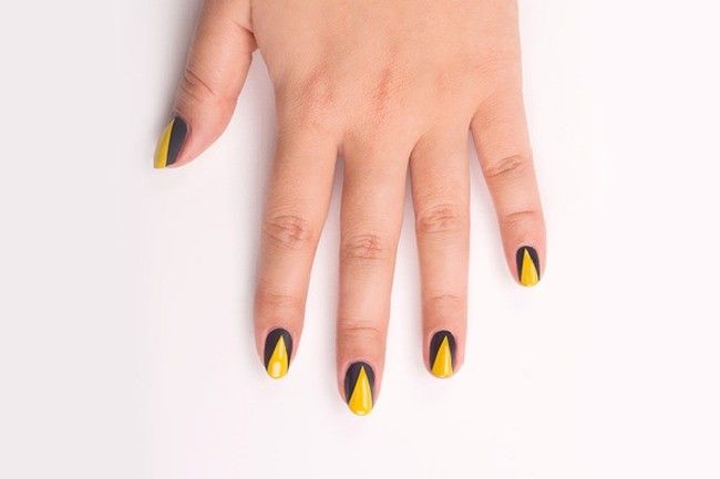 unha-decorada-triangulo-2