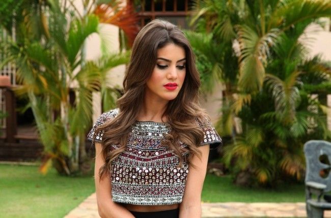 cabelo-de-diva-camila-coelho