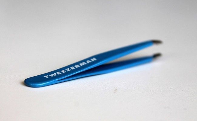 pincas tweezerman 20 produtos de beleza para experimentar pelo menos uma vez na vida