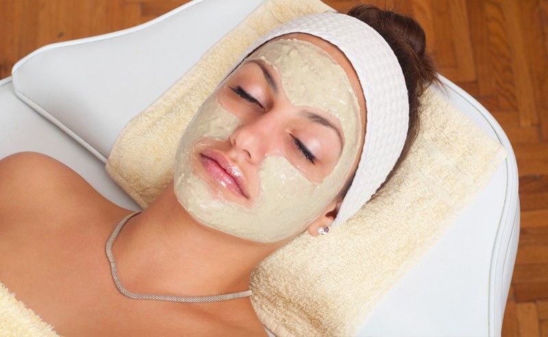 produtos para cuidar da pele do rosto diariamente