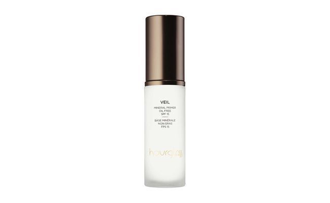 Pré-Maquiagem Veil Mineral Primer SPF 15 – Hourglass por R$ 92,00 na <a href="http://www.sephora.com.br/hourglass/maquiagem/face/pre-maquiagem-veil-mineral-primer-spf-15-13231" target="_blank">Sephora</a>