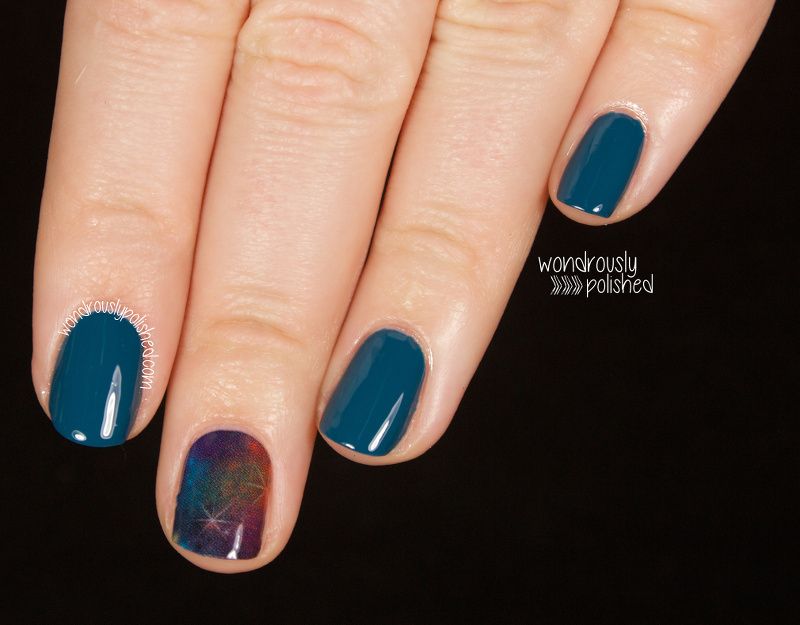 Foto: Reprodução / <a href="http://www.wondrouslypolished.com/2014/01/jamberry-nails-in-galactic-review.html" target="_blank">Wondrously Polished</a>
