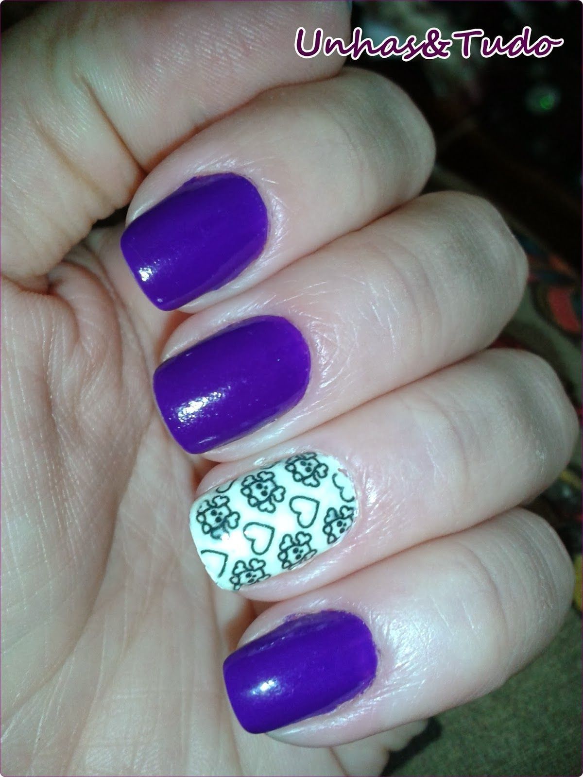 Foto: Reprodução / <a href="http://unhasetudo.com.br/unhas-do-show-com-adesivos-stylus/" target="_blank">Unhas e Tudo</a>