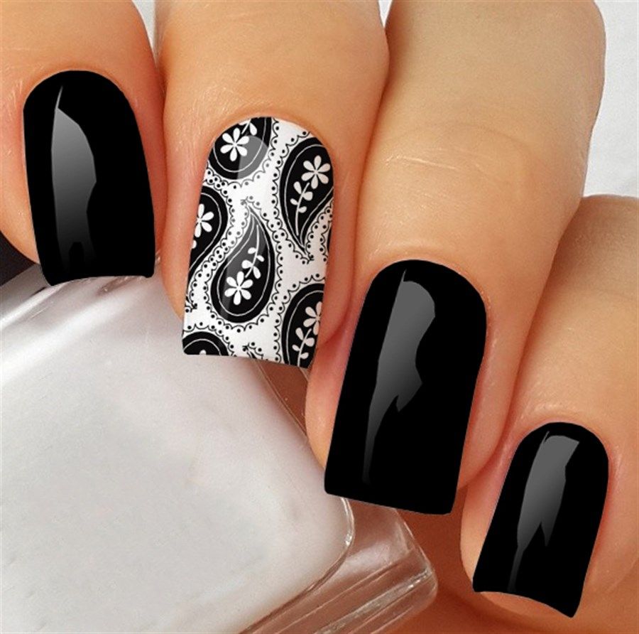 Adesivo de unha étnico preto e branco por R$3,90 na <a href="http://www.magicadesivos.com.br/adesivos-de-unha-etnico-lenco-preto-e-branco-en40" target="blank_">Magic Adesivos</a>