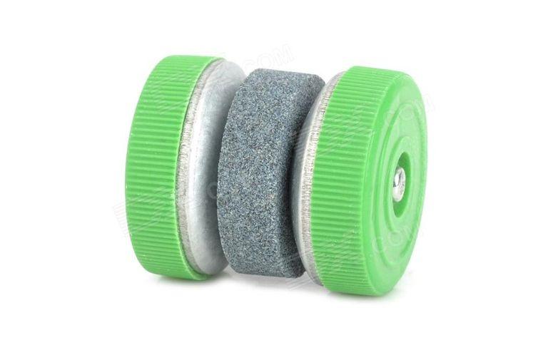 Pedra de amolar por R$5,37 na <a href=" http://www.dx.com/pt/p/y-006-creative-round-kitchen-knife-whetstone-grey-green-234246?tc=BRL&gclid=CKnkmLztw8ECFZBi7AodpFAALA#.VEmFZ2ddW1E" target="blank_">DX</a>
