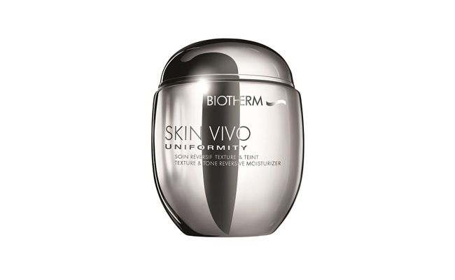 Skin Vivo Uniformity - Biotherm por R$ 269,00 na <a href=" http://www.laffayette.com.br/produto/clareador-de-manchas-biotherm-skin-vivo-uniformity-fps15-50ml.html" target="_blank">Laffayette</a>