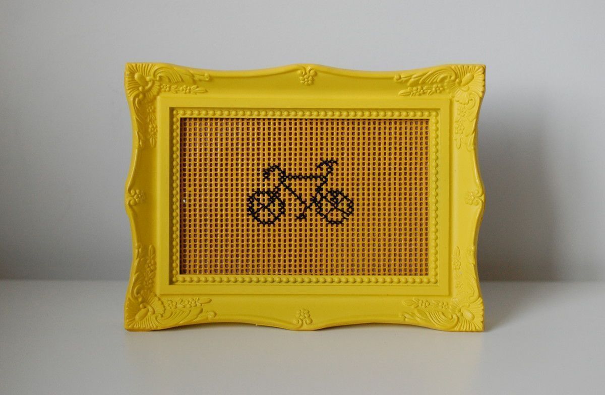 Quadro bordado bike por R$ 49 no <a href="http://www.elo7.com.br/quadro-bordado-bike/dp/54E505#hsn=0&df=d&uso=d&smk=0&pso=up&osbt=b-o&ss=0&sv=0" target="_blank">Elo7</a>