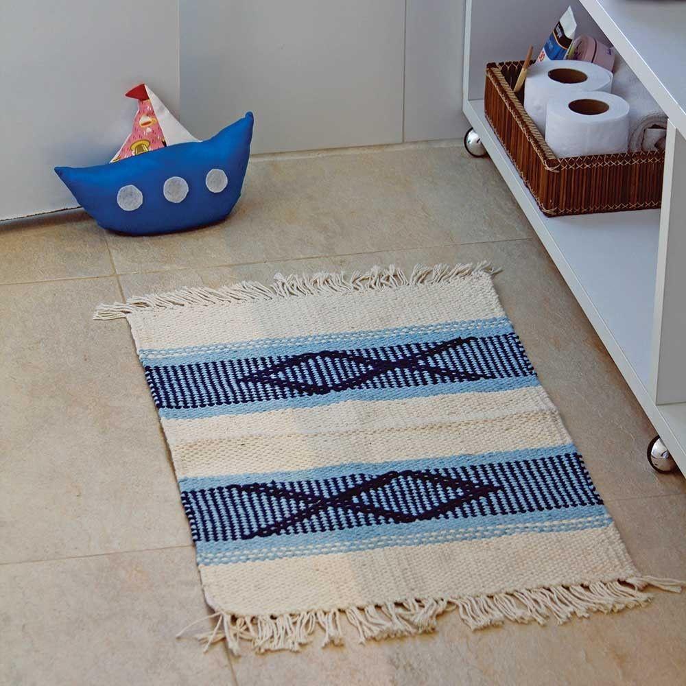 Tapete tear búzios por R$ 49,90 na <a href="http://www.redeasta.com.br/casa/decoracao/tapetes/tapete-tear-buzios-azul-peixe.html " target="_blank">Rede Asta</a>