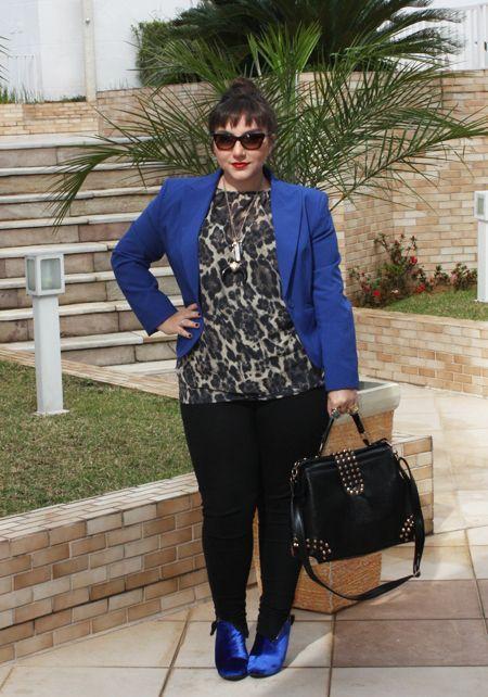 Foto: Reprodução / <a href="http://juromano.com/looks/azul-royal-ou-klein-a-cor-de-2013" target="_blank">Ju Romano</a>