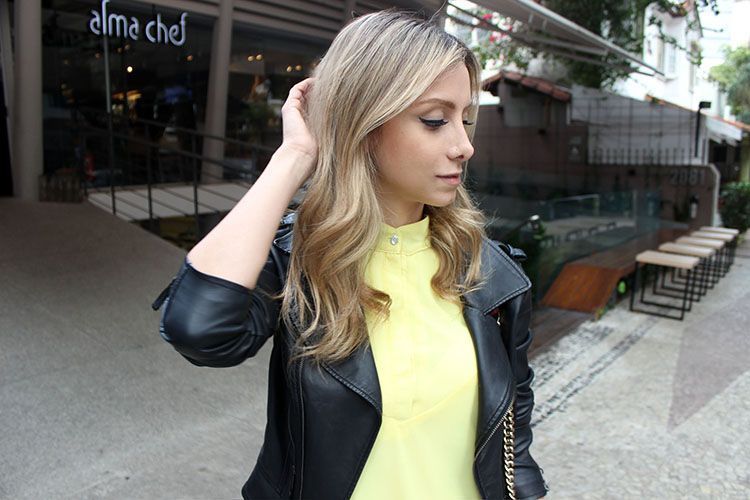 Foto: Reprodução / <a href="http://www.oncadetule.com/look-da-onca-perfecto-vestido-over-the-knee-alma-leve-alma-chef/" target="_blank">Onça de tule</a>