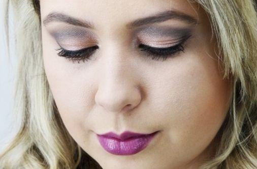 Foto: Reprodução / <a href="http://ellenmedeiros.com.br/2014/06/make-do-dia-sombra-ouro-rose-e-batom-roxo/" target="_blank">Ellen Medeiros</a>