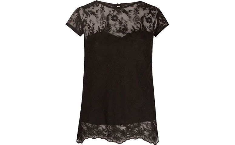 Blouse Princess lace hitam untuk $ 318 dalam Farfetch