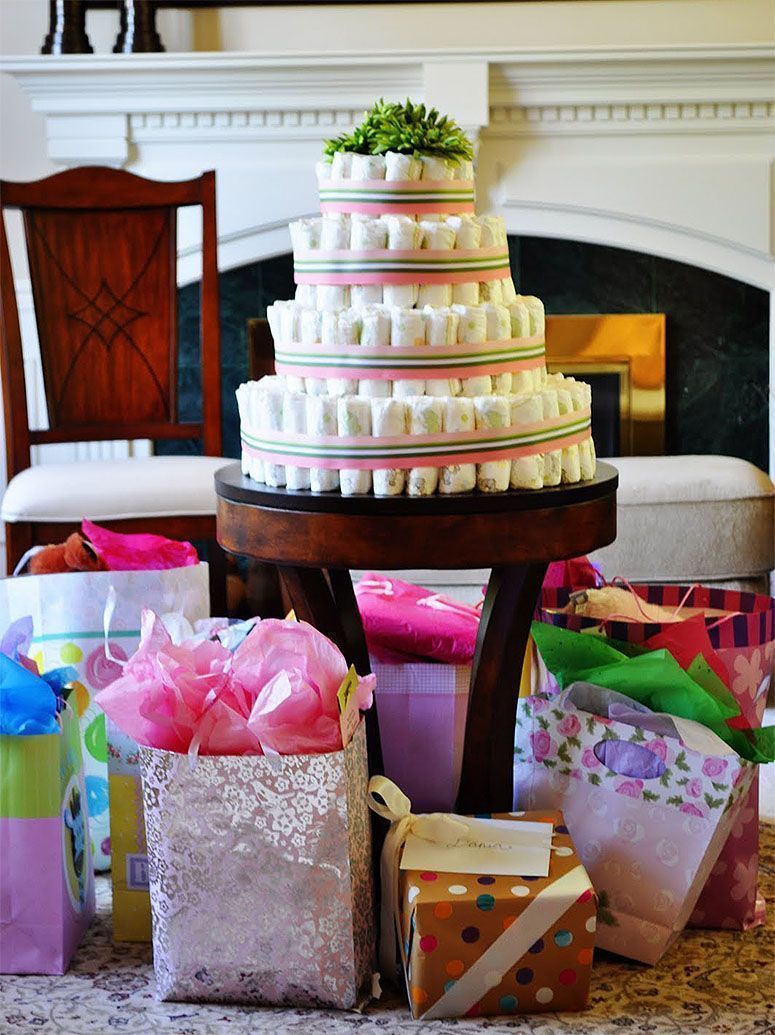 Foto: Reprodução / <a href="http://www.theallisonwonderland.com/2010/08/diaper-cake-exactly-as-it-sounds.html" target="_blank">The Allison Wonderland</a>