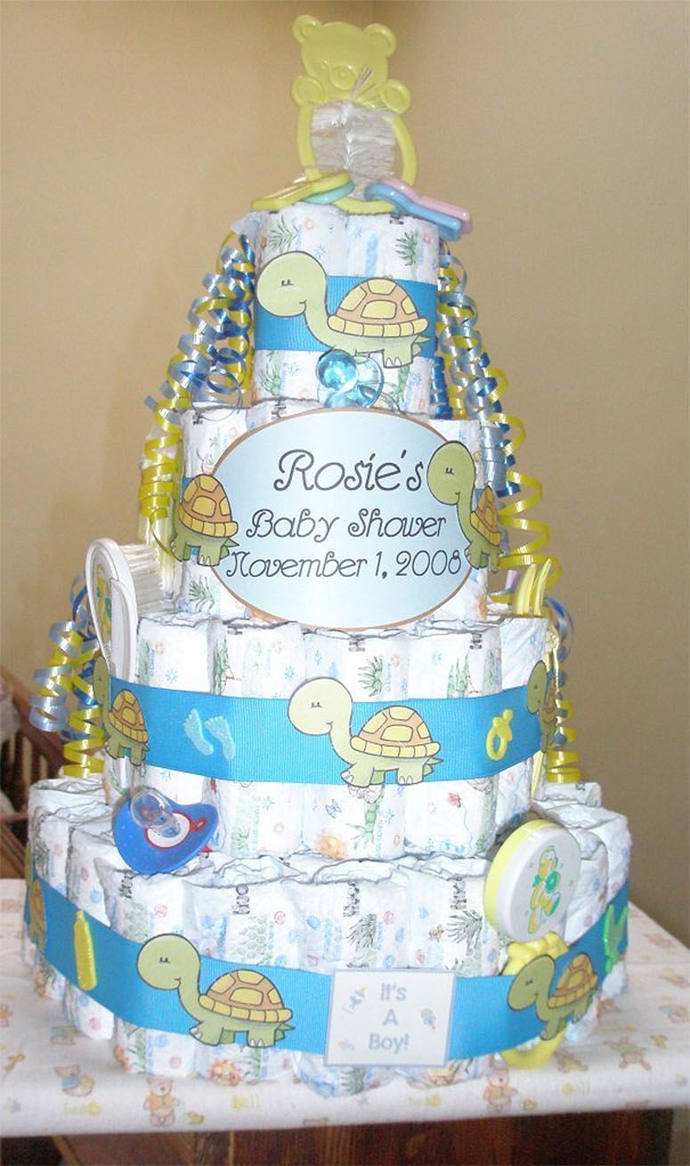 Foto: Reprodução / <a href="http://themercadoproject.com/2012/08/31/diy-diaper-cakes/" target="_blank">The Mercado Project</a>