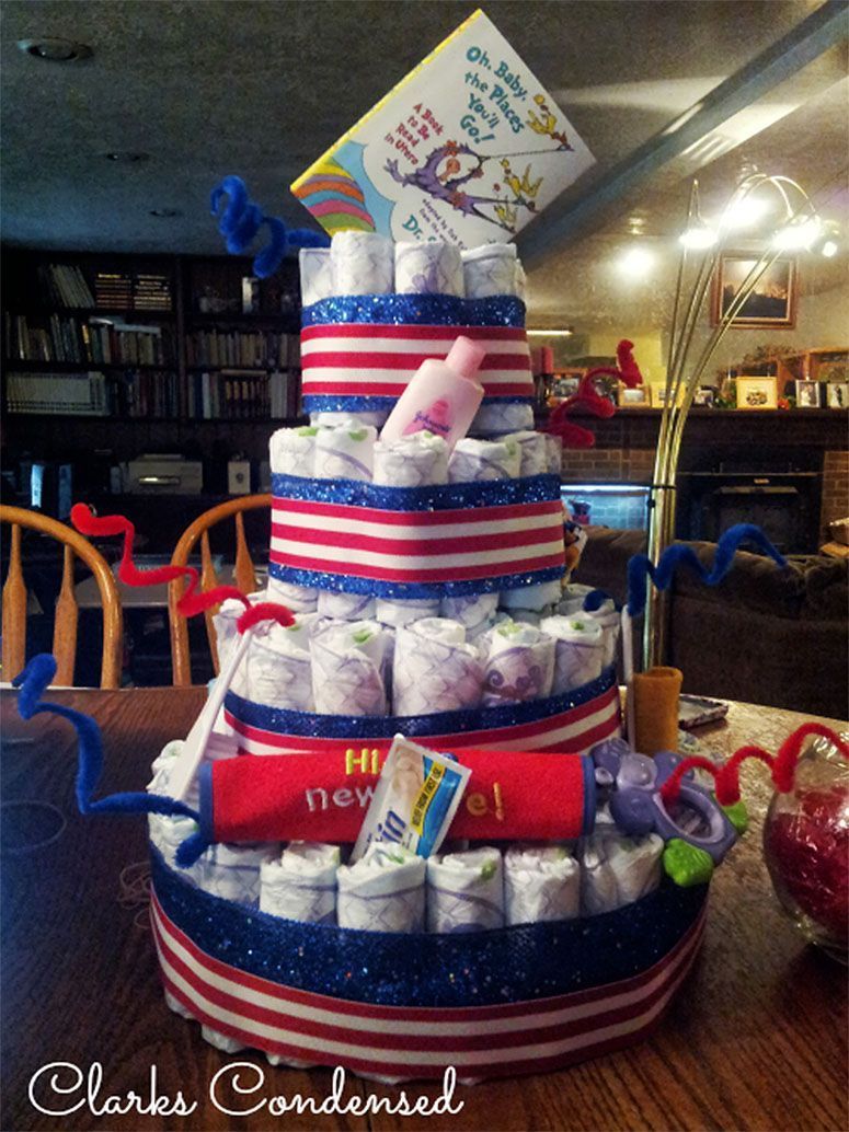 Foto: Reprodução / <a href="http://www.clarkscondensed.com/tutorial/diaper-cake-tutorial/" target="_blank">Clarks Condensed</a>