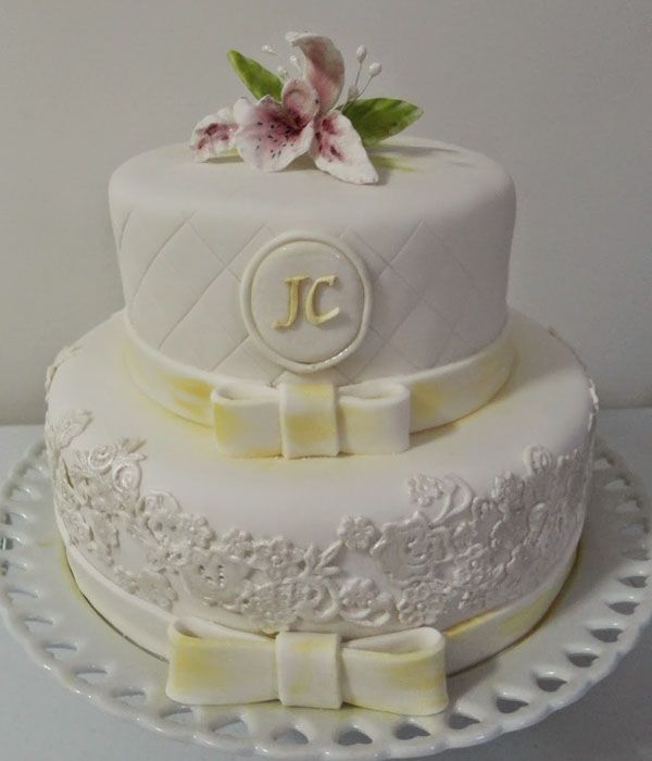 Foto: Reprodução / <a href="http://deliciart.blogspot.com.br/2014/10/bolo-de-100-anos.html" target="_blank"> Blog Deliciart</a>