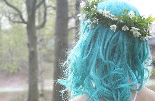 10. 10 Tips for Maintaining and Styling Blue Hair - wide 5