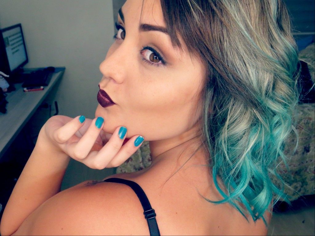 Foto: Reprodução / <a href="http://www.tammysloty.com.br/cabelo-turquesa-com-keraton/" target="_blank">Tammy Sloty</a>