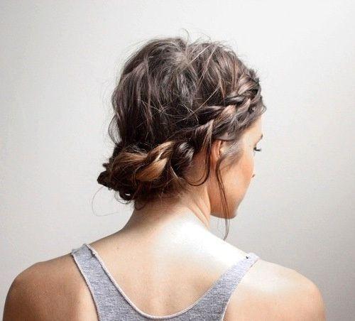 Foto: Reprodução / <a href="http://treasuresandtravelsblog.com/blog/2012/3/22/two-minutes-two-styles.html" target="_blank">Treasures & Travels</a>