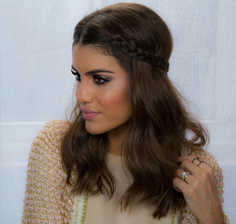 Foto: Reprodução / <a href="http://camilacoelho.com/2014/12/15/english-video-penteado-facil-para-as-festas-de-fim-de-ano/" target="_blank">Super Vaidosa</a>