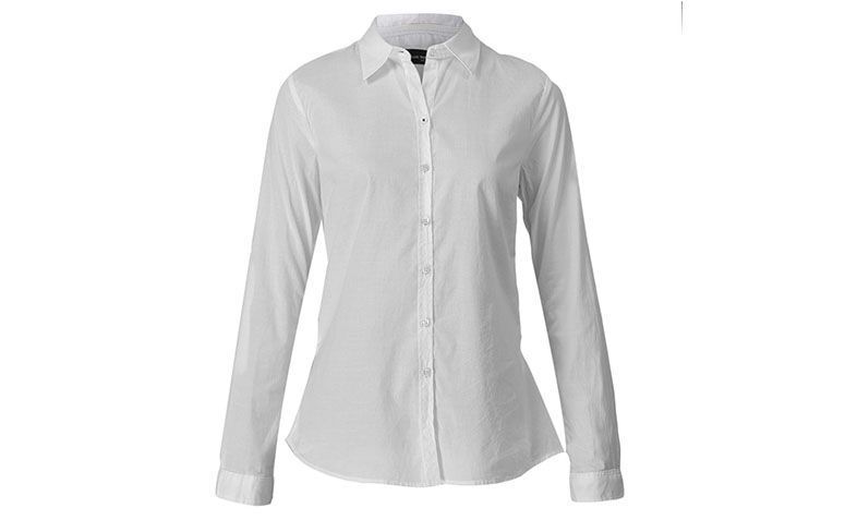 Camisa branca Ellus por R$305,15 na <a href="http://www.fashiondelivery.com.br/camisa-ellus-co--m-l-slim-soft-basica-branco-237818/p" target="blank_">Fashion Delivery</a>