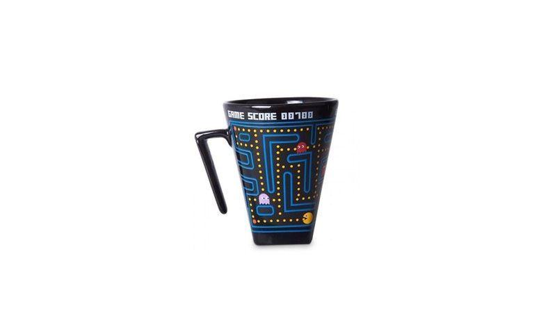 Caneca de porcelana Pac Man por R$34,90 na <a href="http://www.lojatip.com.br/caneca-de-porcelana-pac-man" target="blank_">Loja Tip</a>