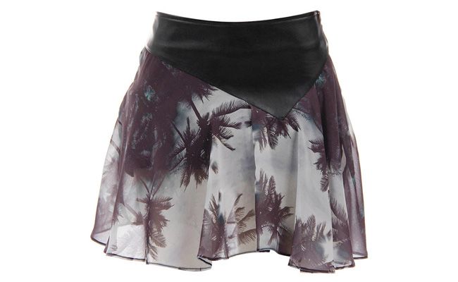 jupe en mousseline de soie pour 189,99 $ sur le Catwalk
