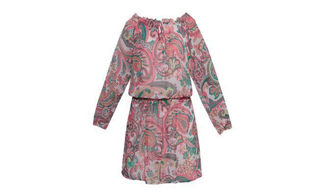 Vestido manga longa por R$319 na <a href="http://www.oqvestir.com.br/vestido-chiffon-paisley-31624.aspx/p" target="_blank">OQvestir</a>