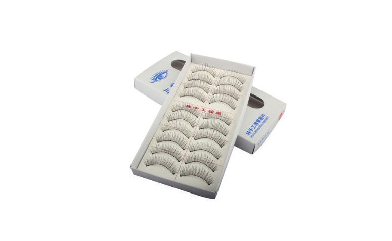 Cílios Postiços Natural longos - 10 pares por R$ 8,87 <a href="http://pt.aliexpress.com/item/-/1932153822.html?recommendVersion=1&tracelog=back_to_detail_a" target="_blank">Ali Express</a>