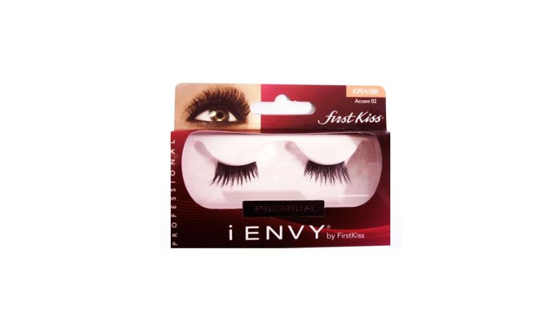 Cílios Postiços Cantoneira por R$ 14,90 na <a href="http://www.sepha.com.br/maquiagem-olhos-cilios-posticos-accent-02-kpe41br-first-kiss-18542.html" target="_blank">Sepha</a>