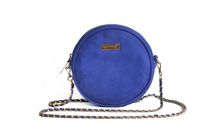 Bolsa batel azul Orna por R$480,00 na <a href="http://orna.com.br/produto/bolsa-batel-azul/" target="_blank">Orna</a>