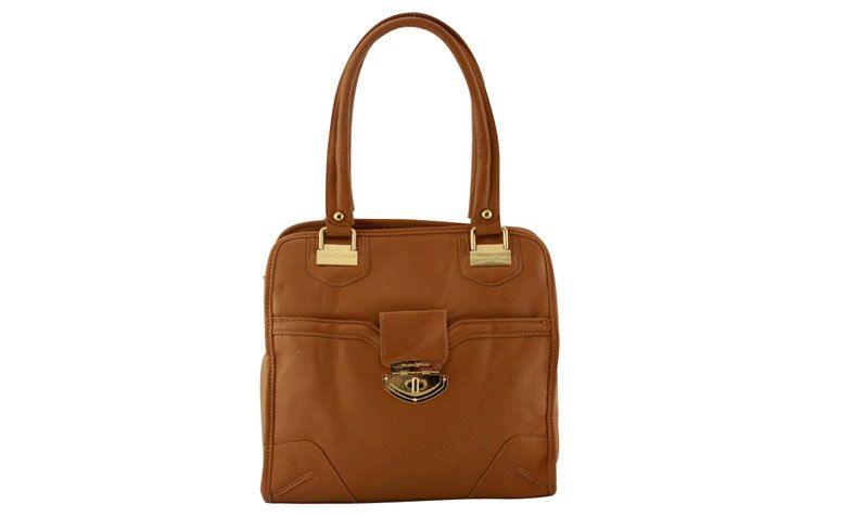 Bolsa de ombro caramelo Vitorino Maské por R$149,99 na <a href="http://www.ellastore.com.br/bolsas-femininas/por-marca/vitorino-maske/bolsa-vitorino-maske-vm0005-caramelo" target="_blank">Ella Store</a>