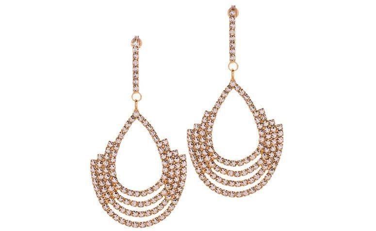 Brinco pendulo com cristais por R$68,00 na <a href="http://www.franciscajoias.com.br/brinco-pendulo-com-cristais-brancos-folheado-a-ouro-18k.html" target="_blank">Francisca Joias</a>