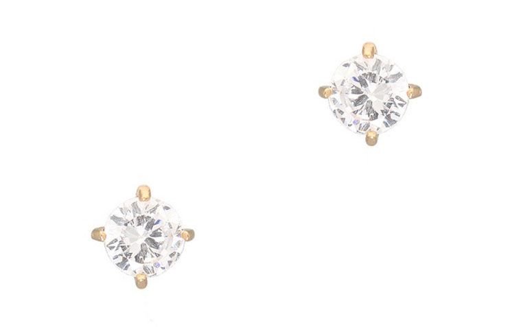 Brinco ponto de luz com zircônia por R$25,90 na <a href="http://www.franciscajoias.com.br/brinco-ponto-de-luz-com-zirconia-folheado-em-ouro-18k.html" target="_blank">Francisca Joias</a>